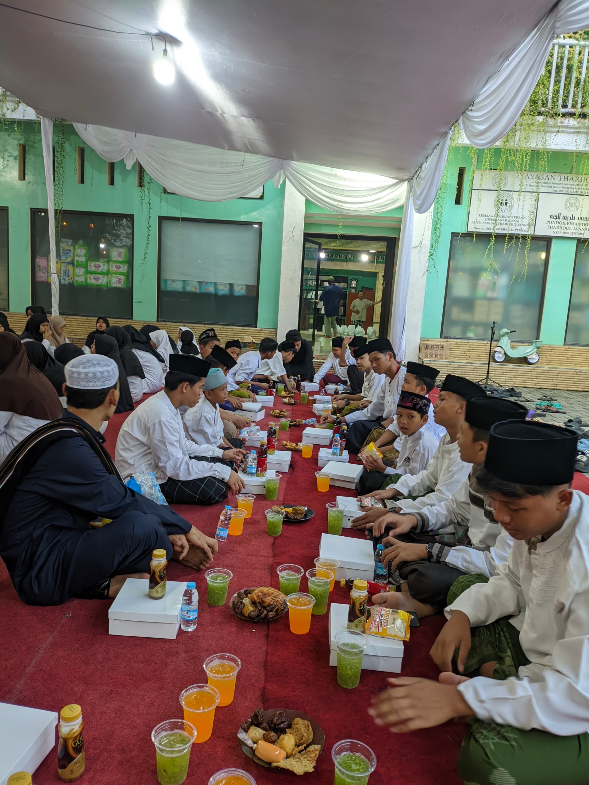 yayasan yatim piatu terdekat, yayasan yatim piatu di bekasi, yayasan yatim piatu bekasi, panti asuhan di bekasi, panti asuhan di bekasi Barat, panti asuhan di bekasi Timur, Yayasan Thoriqul Jannah Bekasi, Panti Asuhan Thoriqul Jannah Bekasi